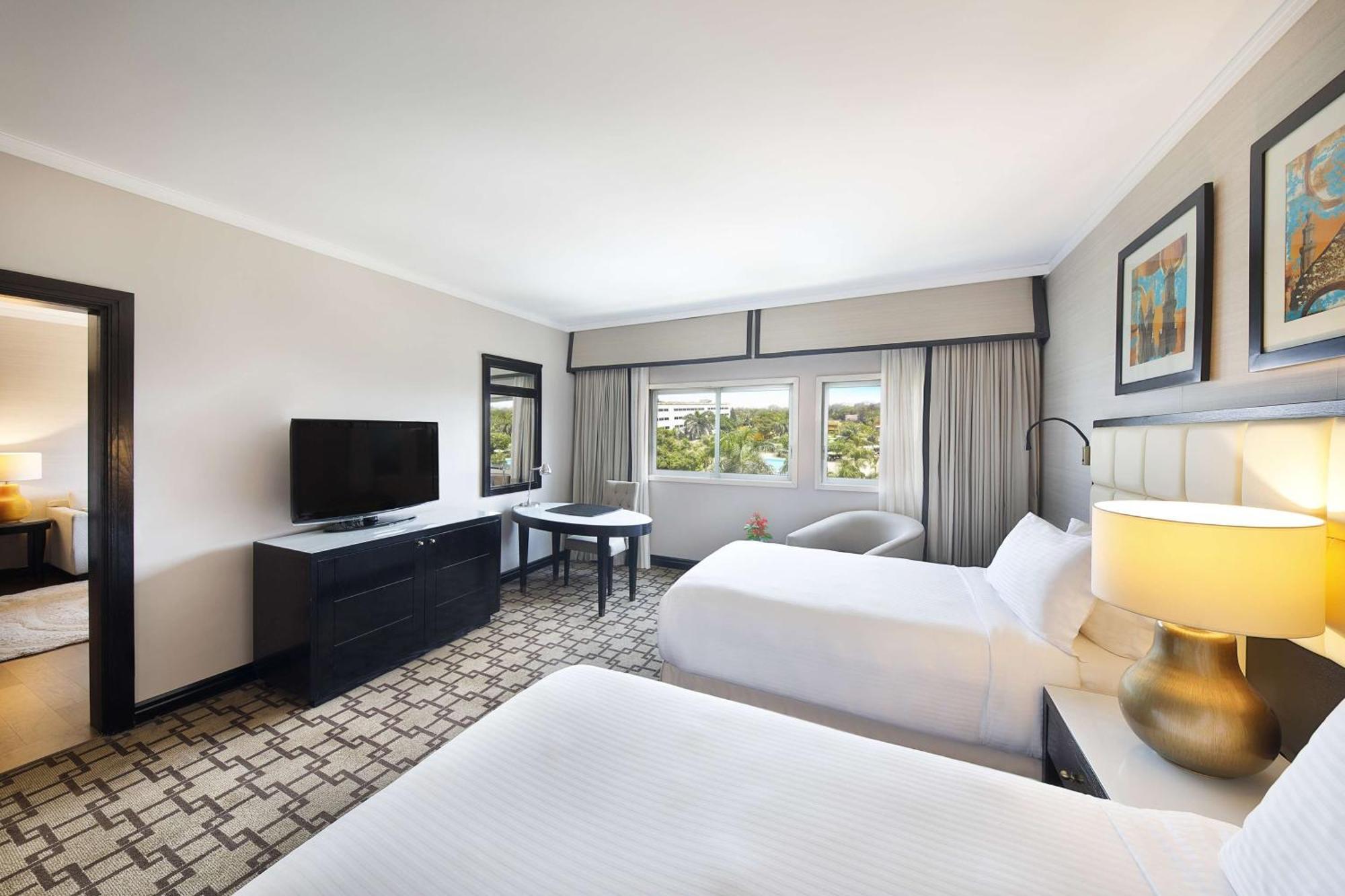 Hilton Cairo Heliopolis Hotel Exterior foto A room at the Hilton London Paddington