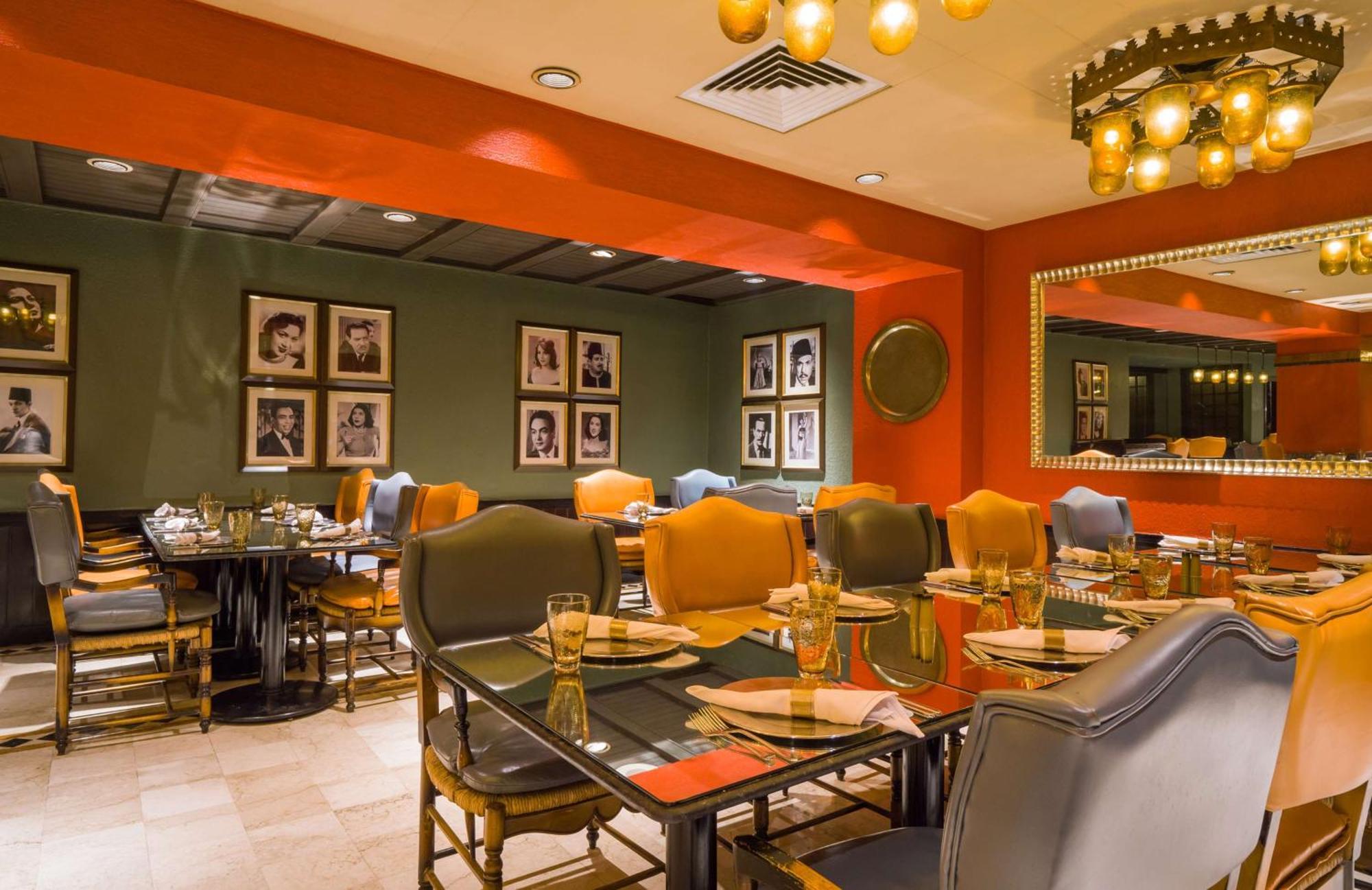 Hilton Cairo Heliopolis Hotel Exterior foto Interior of the restaurant